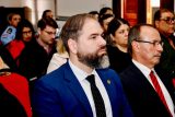 Ministro Nicora participó de reunión  interinstitucional para proteger a la familia