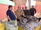 Empresa solidaria dona más de 600 abrigos para  el Cereso y el Centro Educativo de Cambyretá