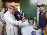 Monseñor Valenzuela visita a 3.200 privados de libertad de Emboscada