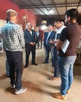 Ministerio de Justicia y empresa privada planean  instalación de fábrica de confecciones en Oviedo