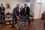 Diben dona al Ministerio de Justicia sillas de rueda  para penitenciarías y centros de educación