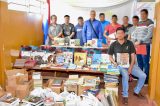 Estudiantes de psicología de la UNA donan más  de 1000 libros a PPL del “Padre de la Vega”