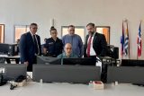 Ministro Nicora visitó sede de la Dirección de Medidas Alternativas de Uruguay