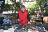 Día del Padre con sello artesanal: PPL confeccionan zapatillas de cuero